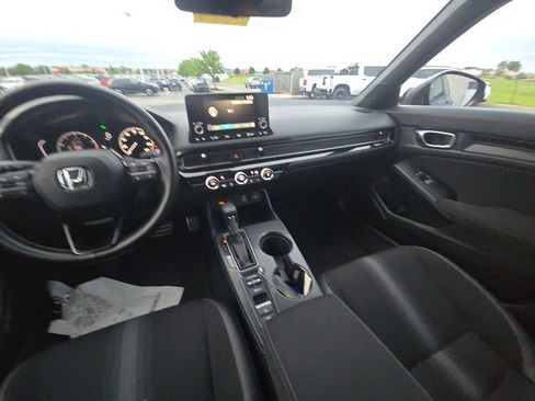 Used 2024 Honda Civic Sport image 26