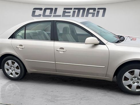 Used 2010 Hyundai Sonata GLS w/ Popular Equipment Pkg 2 FWD image 4