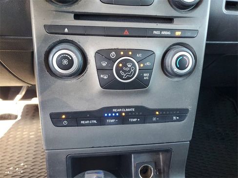 Used 2016 Ford Flex SE image 22