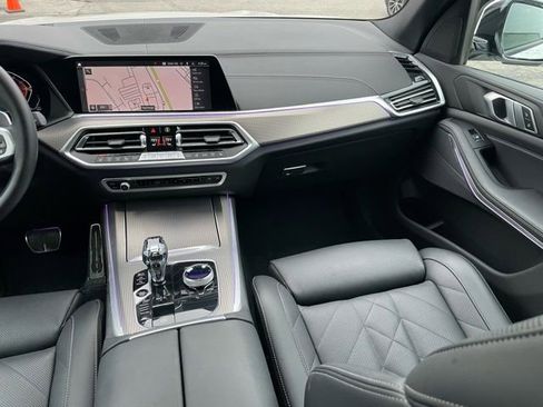 Certified 2023 BMW X5 xDrive40i w/ Executive Package image 11