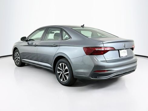 Used 2024 Volkswagen Jetta S FWD image 5