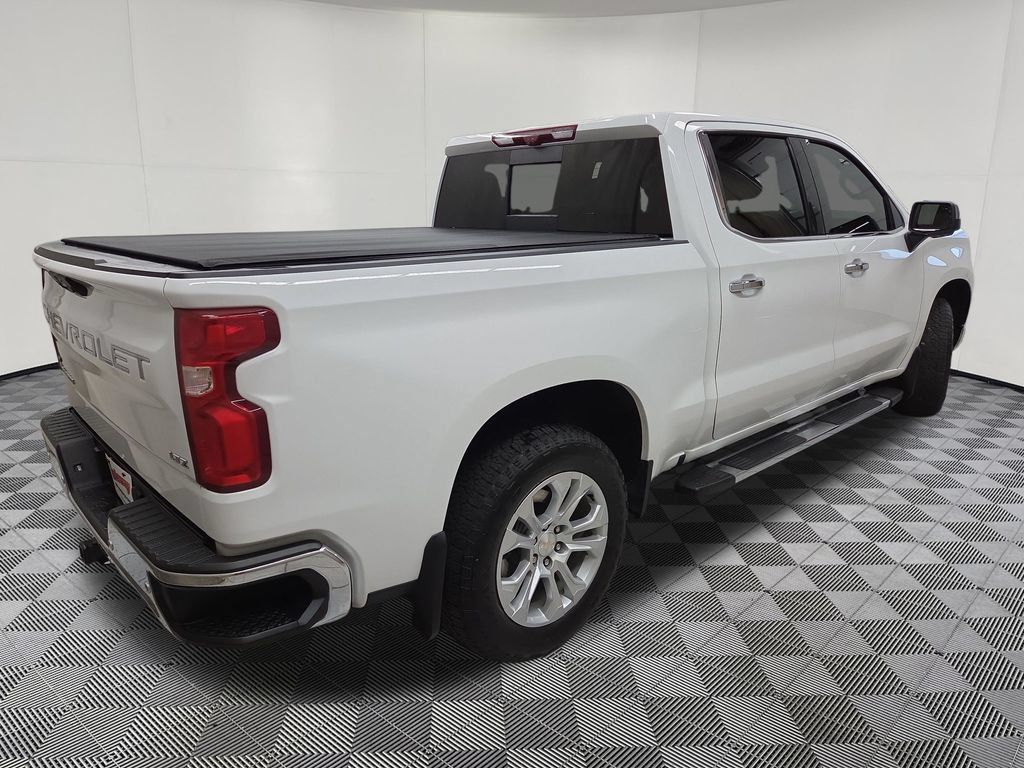 Used 2023 Chevrolet Silverado 1500 LTZ w/ LTZ Premium Package AWD/4WD image 4