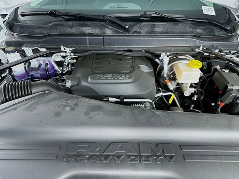 New 2026 RAM 2500 Big Horn AWD/4WD image 17