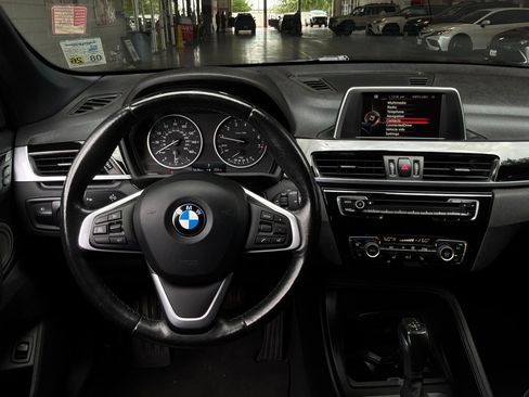 Used 2017 BMW X1 sDrive28i FWD image 16