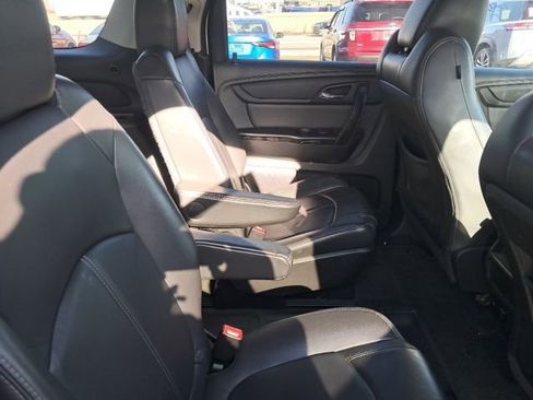 Used 2014 GMC Acadia SLT image 16