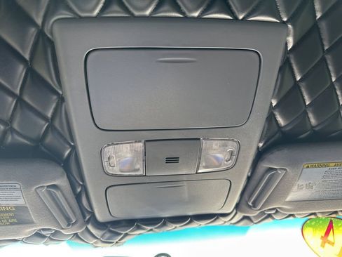 Used 2014 Toyota Tacoma w/ TRD Off-Road Package image 10