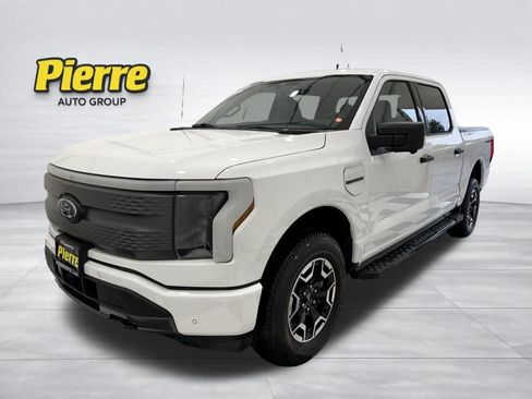 Used 2022 Ford F150 Lightning XLT image 1