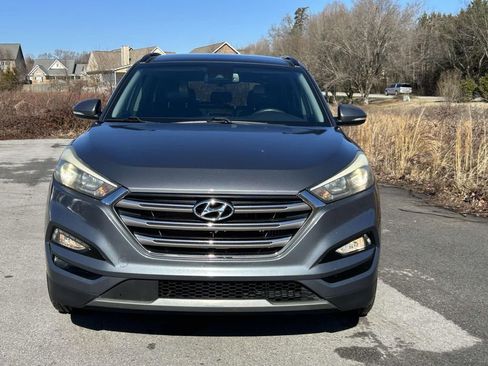 Used 2016 Hyundai Tucson Limited w/ Option Group 03 image 8