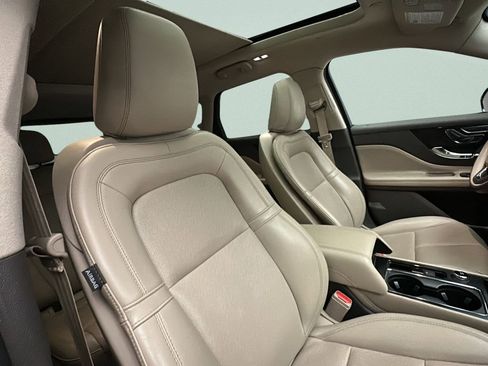 Used 2021 Lincoln Corsair AWD w/ Sport Package image 19