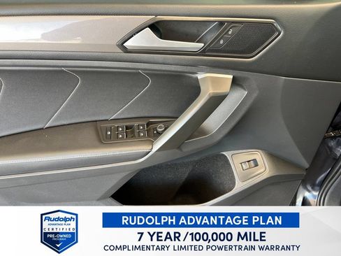 Used 2022 Volkswagen Tiguan SE FWD image 11