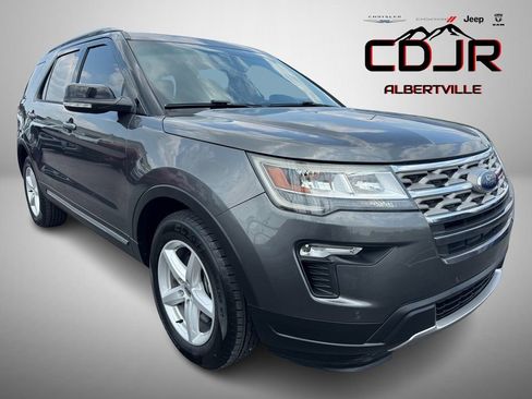 Used 2018 Ford Explorer XLT w/ Equipment Group 202A image 1