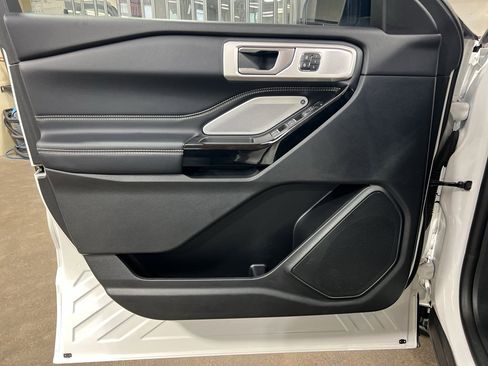 Used 2021 Ford Explorer ST w/ Equipment Group 401A image 17