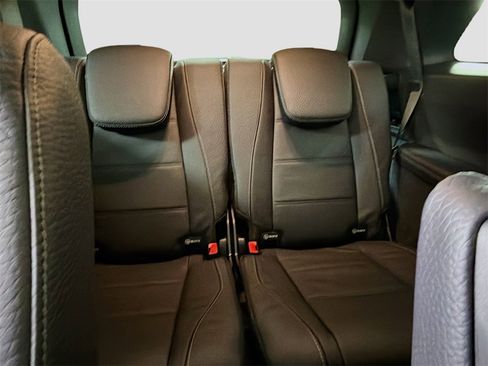 New 2026 Mercedes-Benz GLS 450 4MATIC image 30