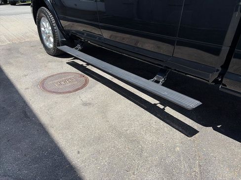 Used 2019 RAM 2500 Laramie AWD/4WD image 11