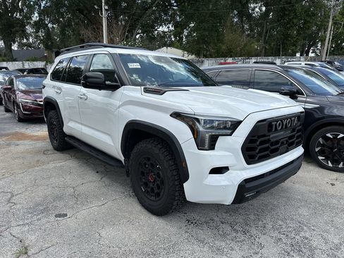 Used 2025 Toyota Sequoia TRD Pro AWD/4WD image 1