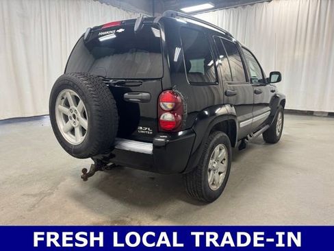Used 2005 Jeep Liberty Limited image 4