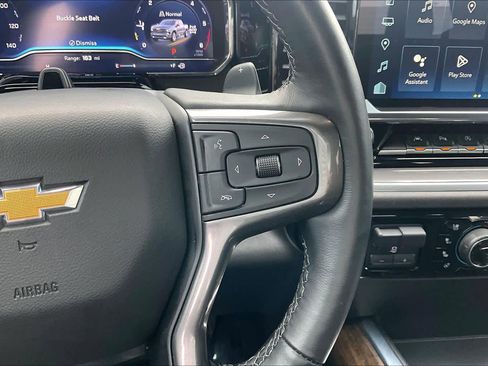 Used 2025 Chevrolet Silverado 1500 High Country AWD/4WD image 24