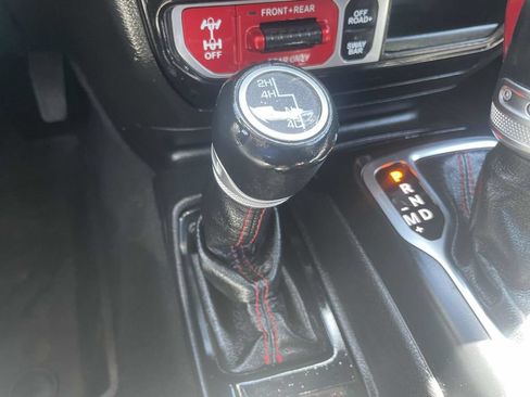 Used 2021 Jeep Gladiator Rubicon AWD/4WD image 42