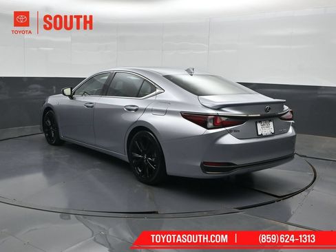 Used 2023 Lexus ES 300h F Sport w/ Accessory Package (Z1) FWD image 8