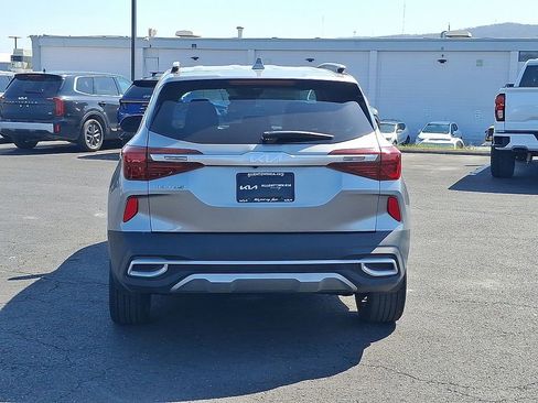 Certified 2023 Kia Seltos SX image 5