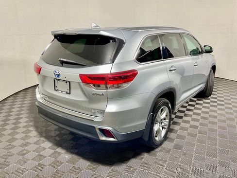 Used 2019 Toyota Highlander Limited AWD/4WD image 19