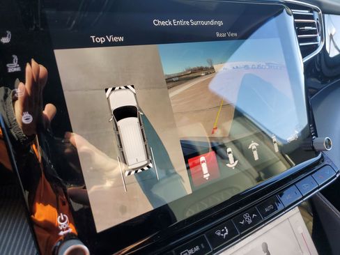 Used 2023 Jeep Grand Wagoneer Series III w/ Quick Order Packagew 28T image 23