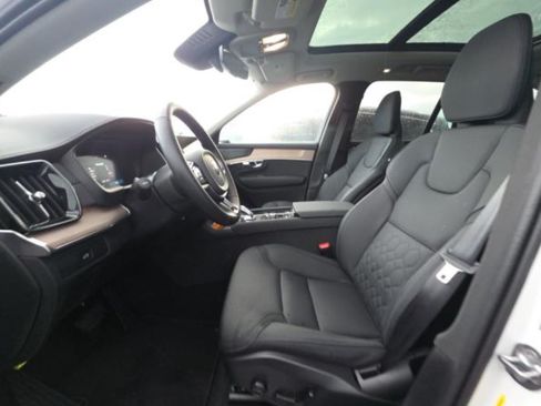 Used 2026 Volvo XC90 B6 Plus AWD/4WD image 2