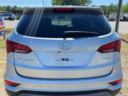 Used 2018 Hyundai Santa Fe Sport FWD image 8