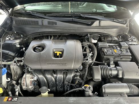 Used 2023 Kia Forte GT-Line image 17