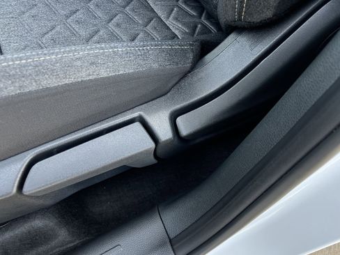 Used 2026 Nissan Kicks SV image 22