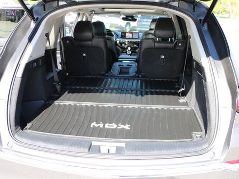 Used 2024 Acura MDX SH-AWD w/ Technology Package image 36