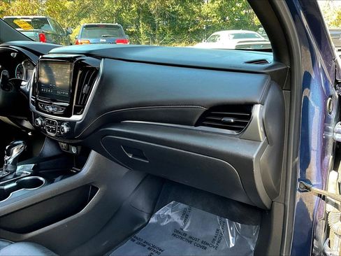 Certified 2022 Chevrolet Traverse LT image 27