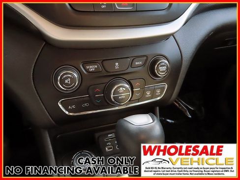 Certified 2015 Jeep Cherokee Limited image 17