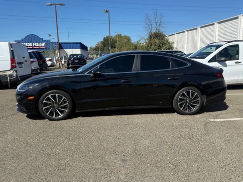 Used 2021 Hyundai Sonata Limited FWD image 2