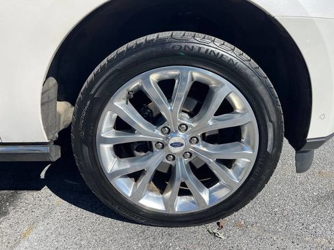 Used 2018 Ford Expedition Max Limited w/ Equipment Group 302A image 11