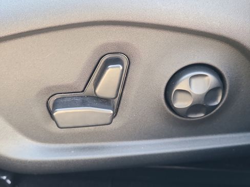 Used 2018 Jeep Compass Altitude w/ Popular Equipment Group image 22