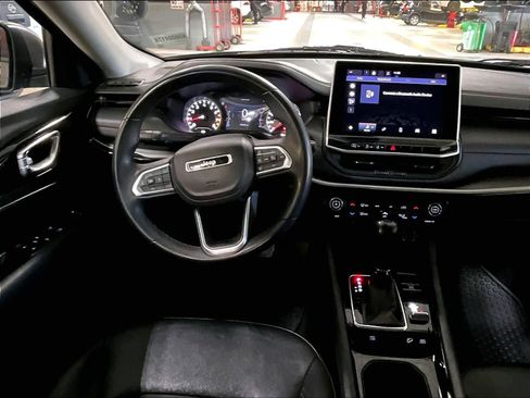 Used 2022 Jeep Compass Trailhawk image 17