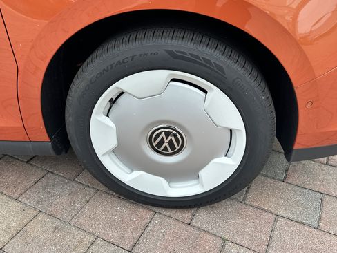 New 2025 Volkswagen ID. Buzz 1st Edition image 6