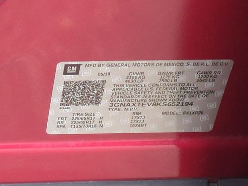 Used 2019 Chevrolet Equinox LT w/ Driver Convenience Package image 33