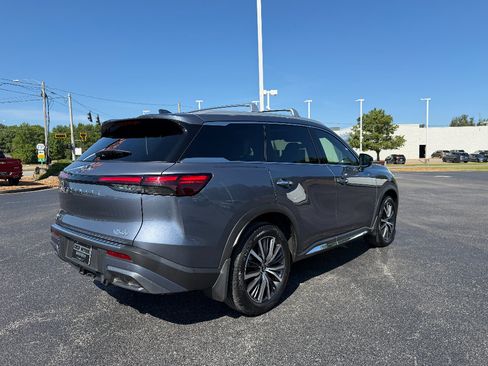 Used 2023 INFINITI QX60 Sensory w/ Vision Package AWD/4WD image 7