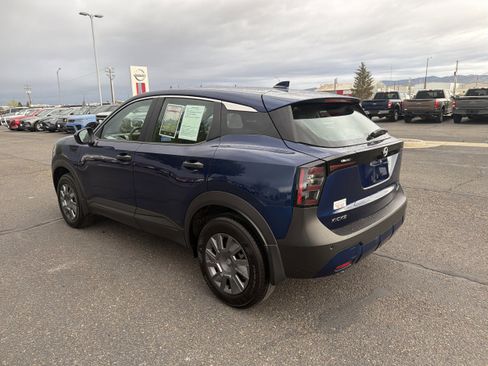 Used 2025 Nissan Kicks S AWD/4WD image 7