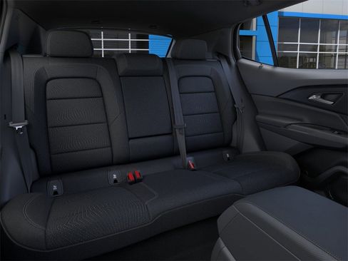 New 2026 Chevrolet Equinox EV LT image 17