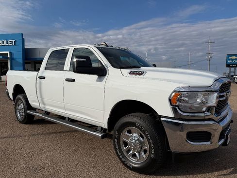 Used 2024 RAM 2500 Tradesman w/ Chrome Appearance Group image 2
