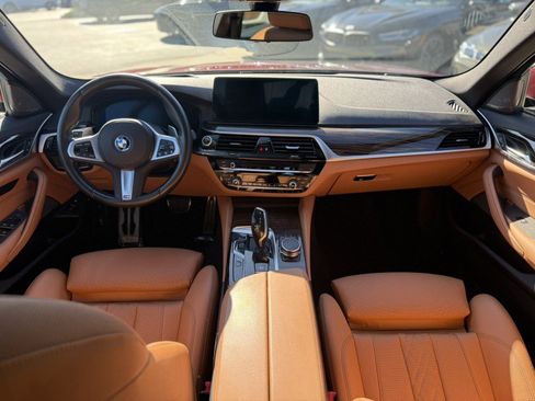 Certified 2023 BMW 530e w/ M Sport Package image 23