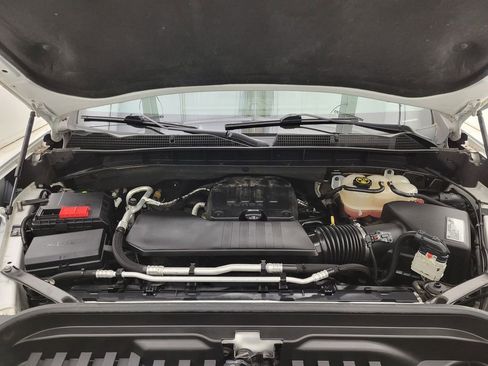 Used 2019 GMC Sierra 1500 SLE w/ SLE Value Package image 44