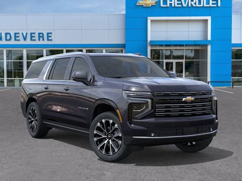 New 2026 Chevrolet Suburban High Country AWD/4WD image 9