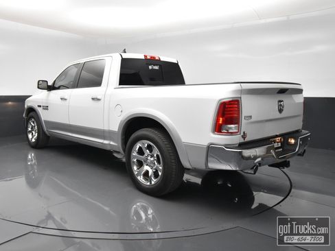 Used 2018 RAM 1500 Laramie RWD image 5