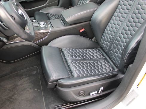 Used 2017 Audi RS 7 Prestige image 19