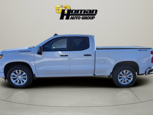 Used 2023 Chevrolet Silverado 1500 Custom w/ LPO, Dark Essentials Package image 2