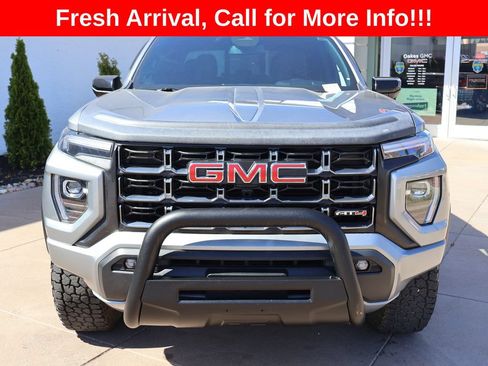 Certified 2023 GMC Canyon AT4 w/ AT4 Premium Package AWD/4WD image 2